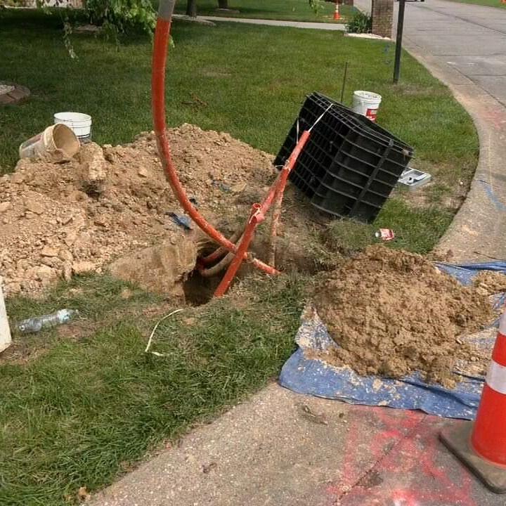 Fiber optic installation in Cobblers Crossing in New Albany - 6.4.25